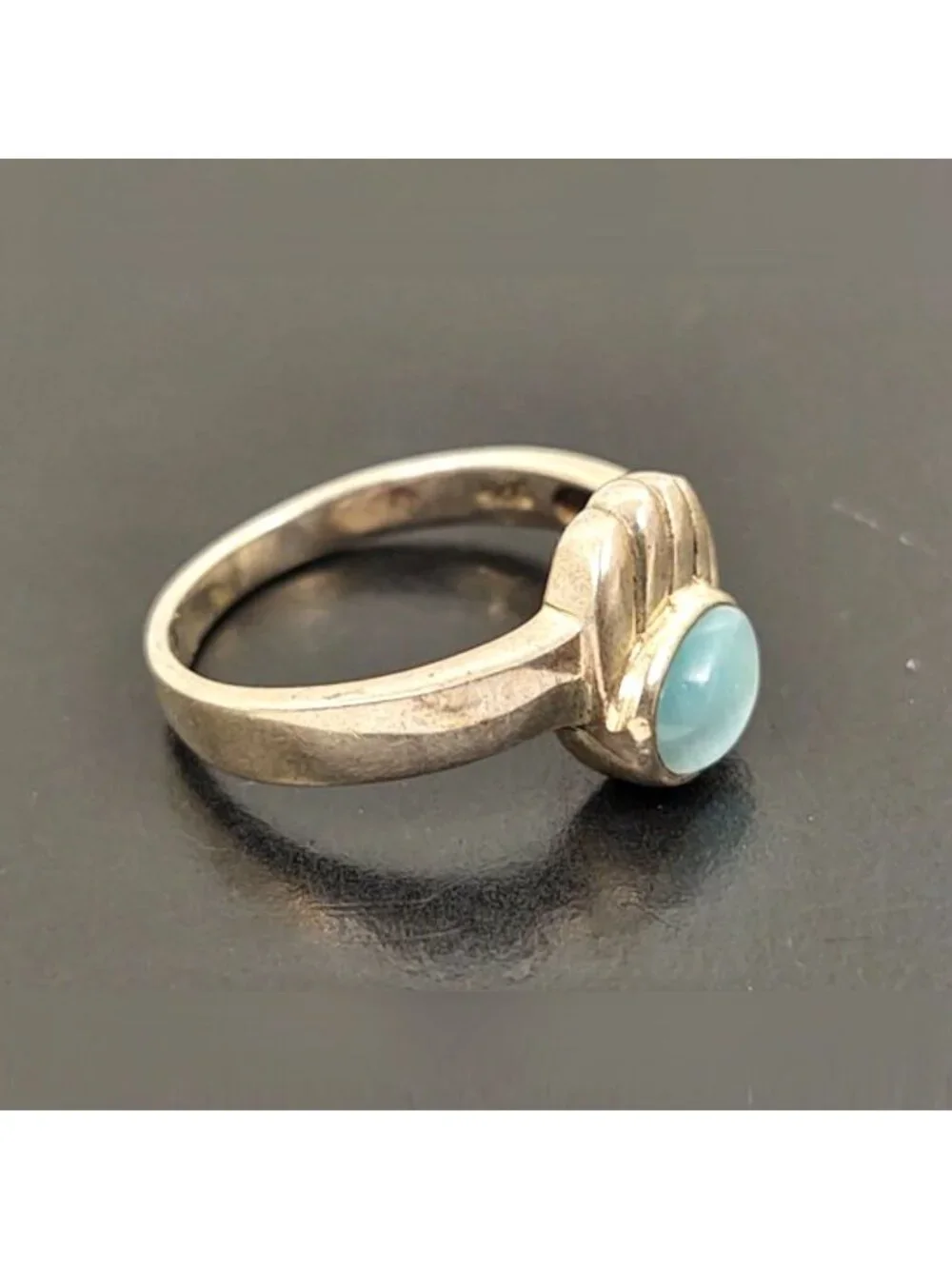 Vintage Sterling Silver Light Blue Chalcedony Oval Cabochon Ring Size 8